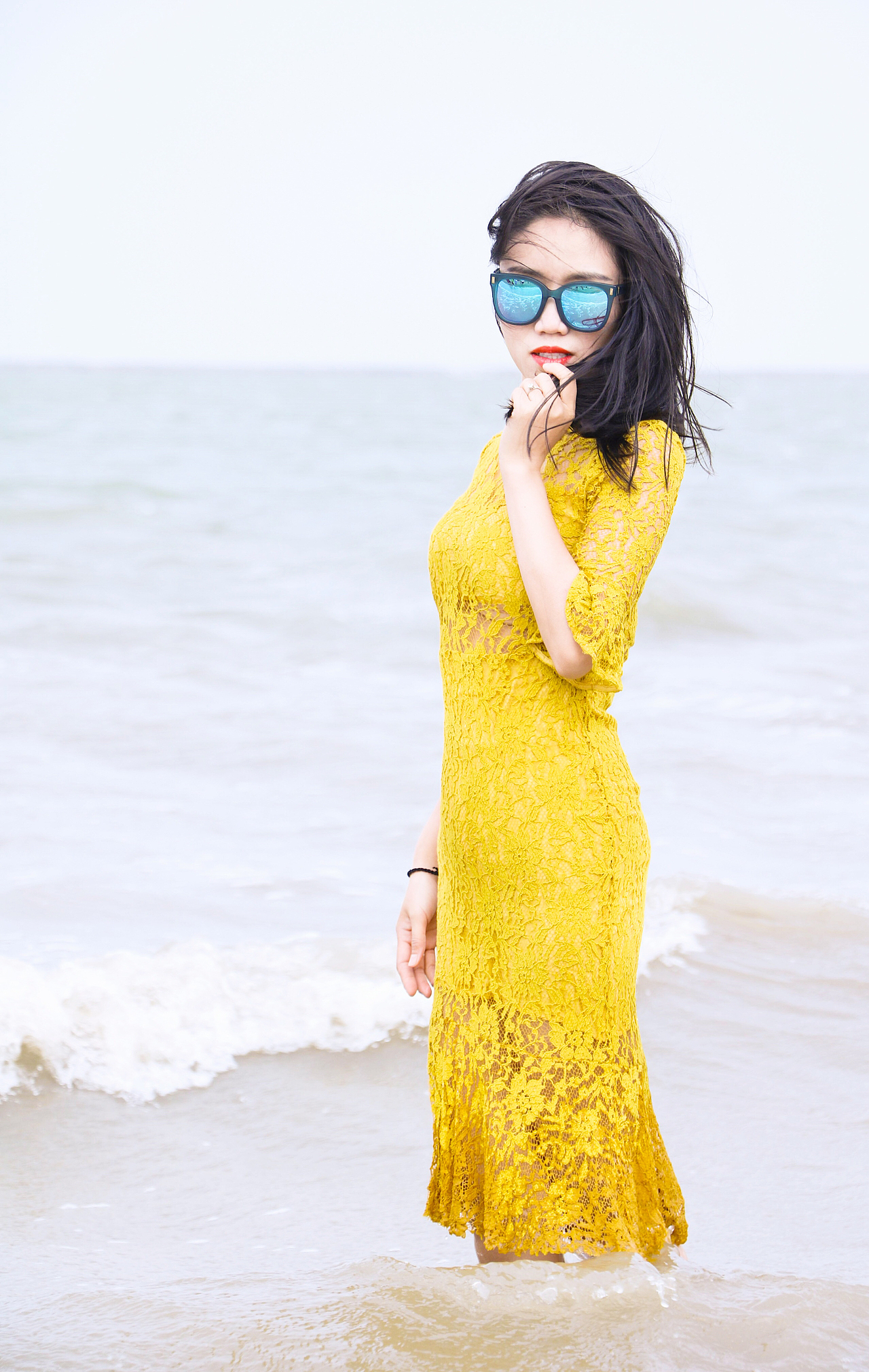 / 夏 / 面向大海的三姐妹花.（图ZODE5Mjk3ODg=） - 人像摄影 - 站酷设计师十三菲原创素材 - 站酷ZCOOL