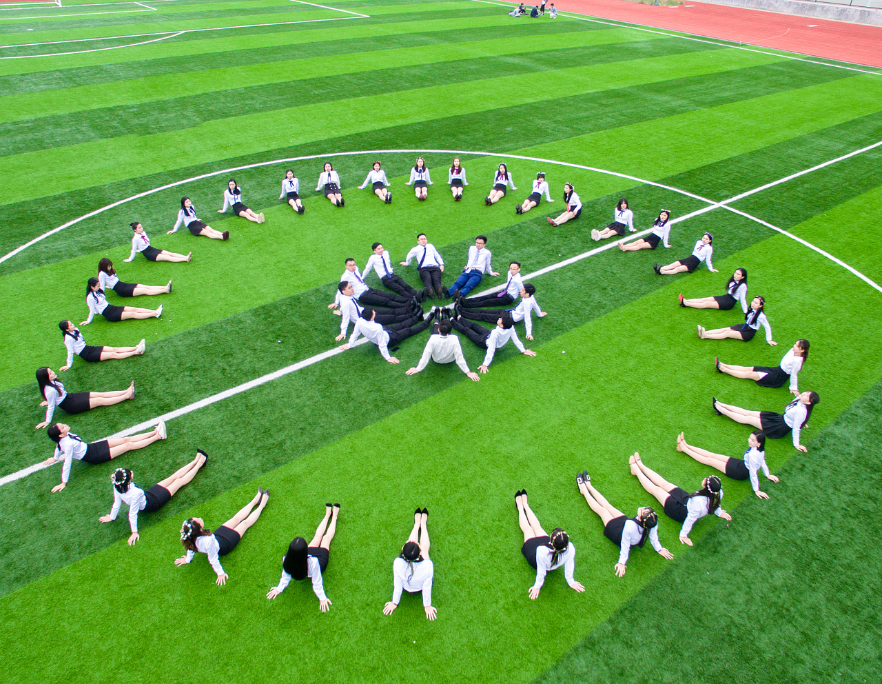 母校风光与创意毕业航拍|摄影|修图/后期|fangmmmm - 原创作品 - 站酷