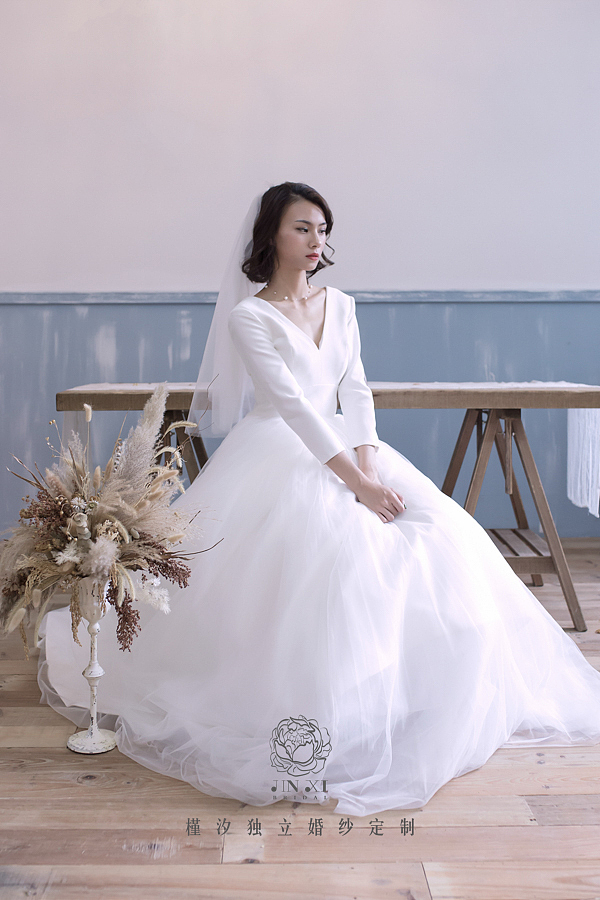 槿夕独立婚纱JINNCY设计单品：霏微