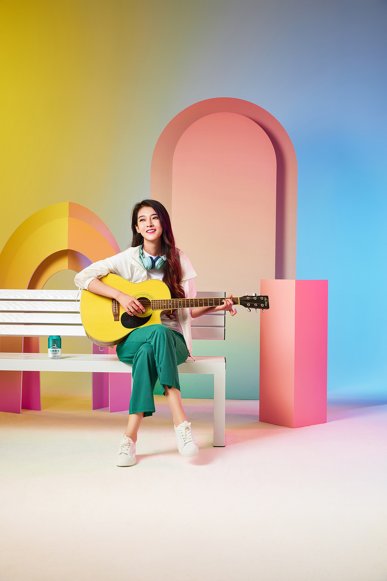 燕京雪鹿啤酒拍摄（图ZMjgzOTk5ODYw） - 人像摄影 - 站酷设计师丛志文原创素材 - 站酷ZCOOL