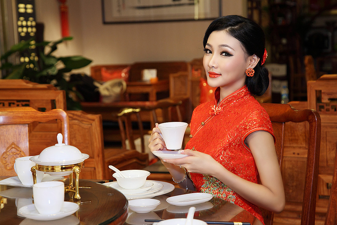 电商摄影 联泰陶瓷餐具产品图片拍摄 模特拍摄（图ZMjM3NjY4MDYw） - 产品摄影 - 站酷设计师龙岗电商产品摄影原创素材 - 站酷ZCOOL