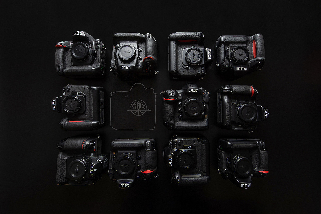 这是一张少见的全家福