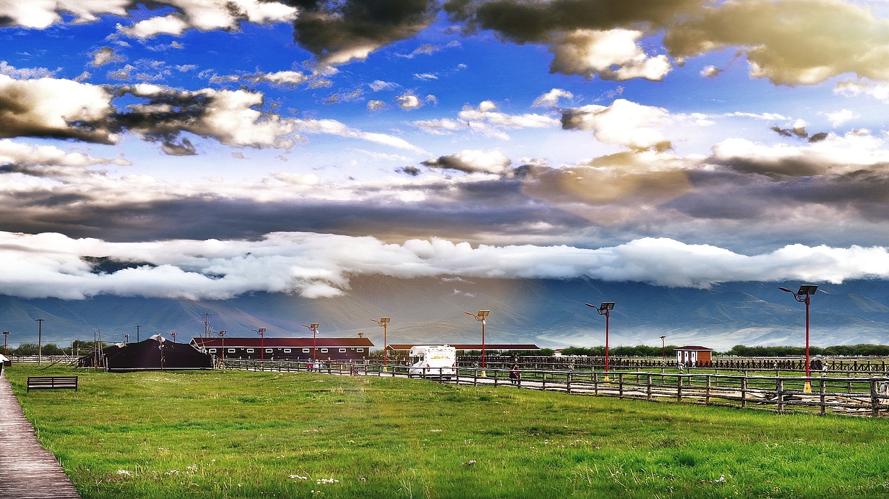 祁连山下最美的牧场