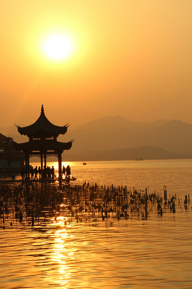 浙江杭州-西子夕照（图ZMjQwMDQwNDQ=） - 风光摄影 - 站酷设计师Aries丶垚原创素材 - 站酷ZCOOL
