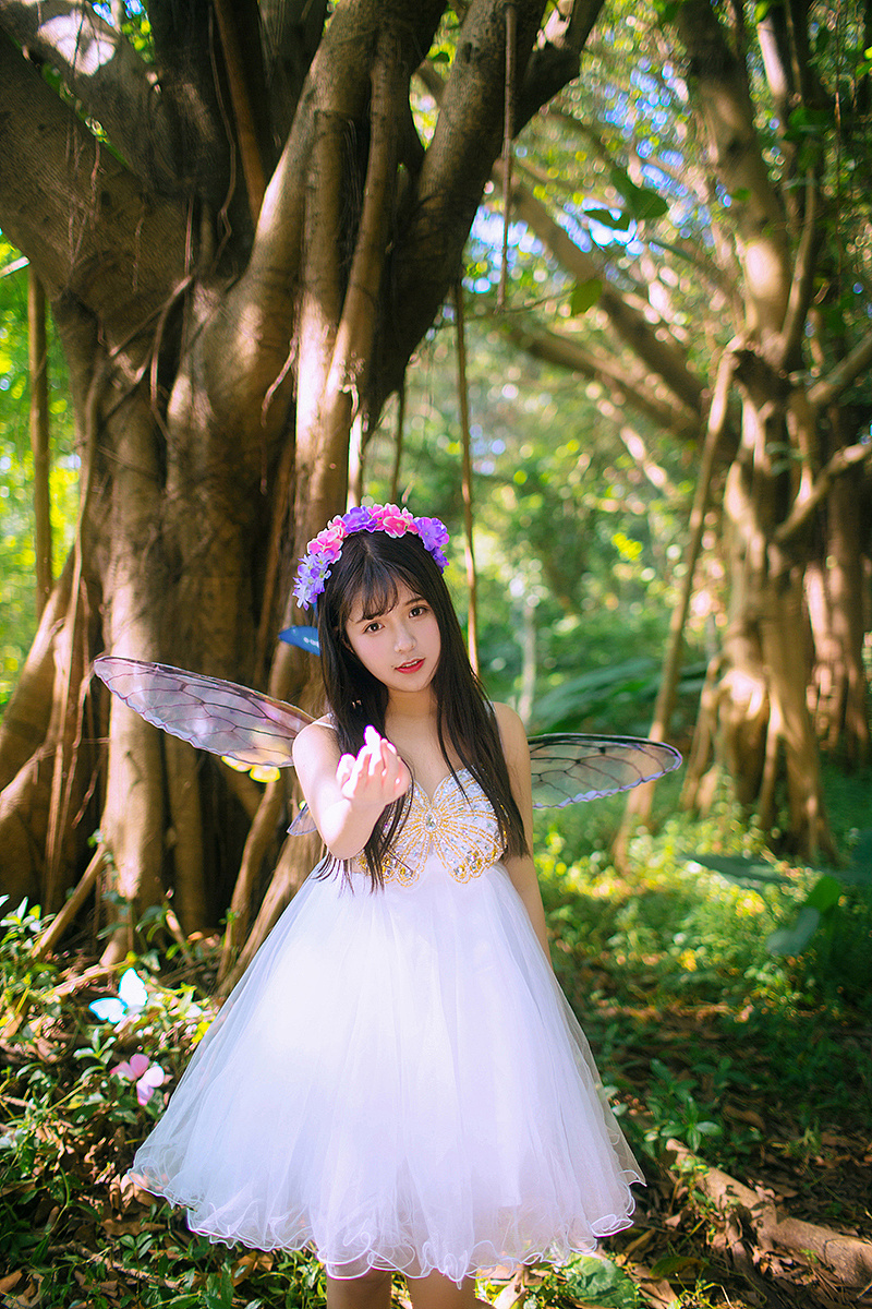 出镜:小奶瓶瓶瓶儿摄影:知竹zz圣洁与洗礼,懵懂与初生.登录 / 注册