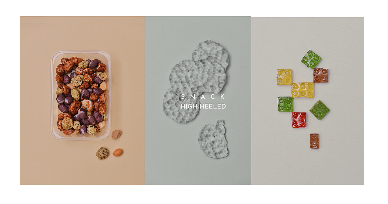 一只在垃圾堆被丢弃且没有跟的鞋