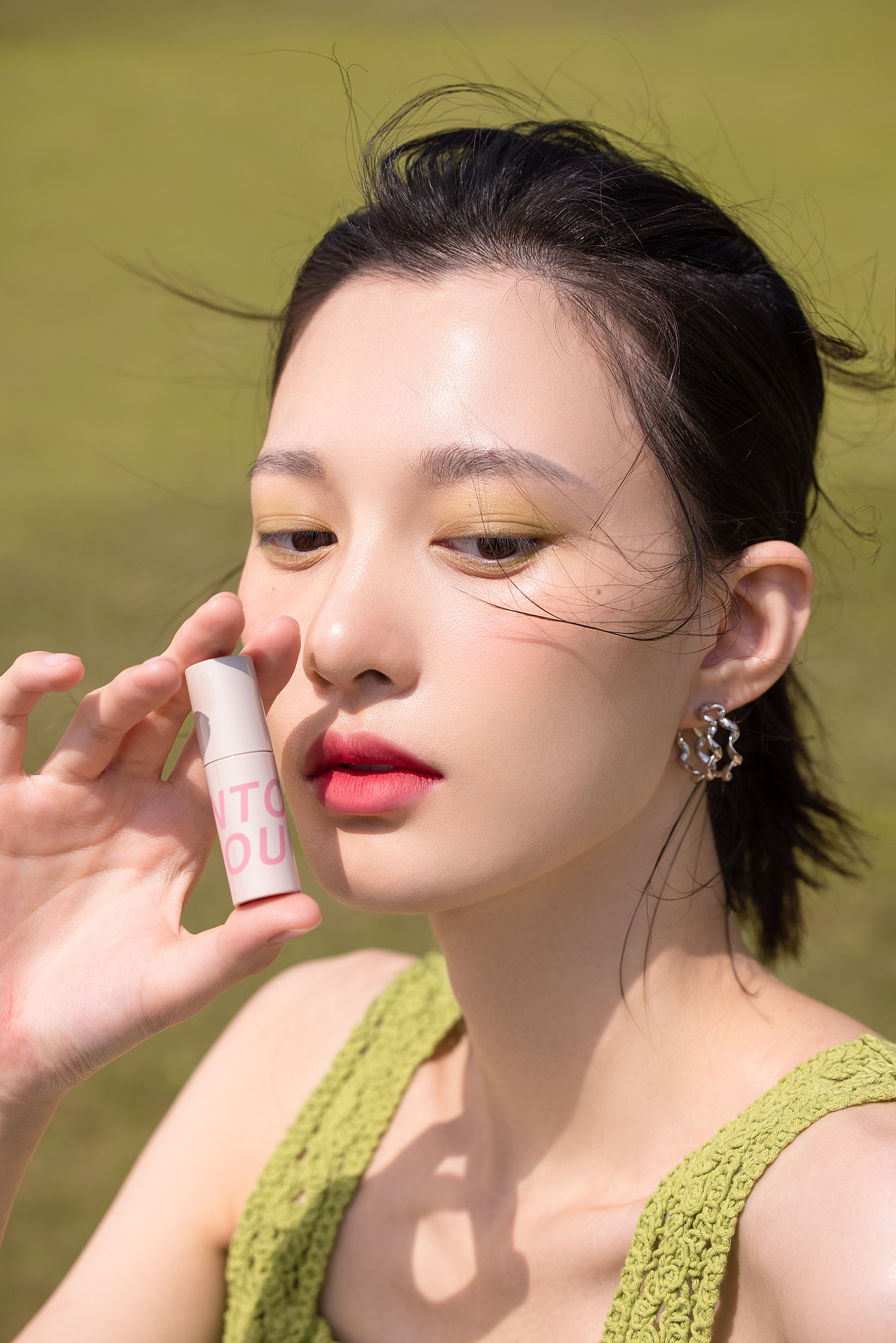 INTO YOU薄泥产品形象拍摄（图ZMjU3OTY5ODYw） - 产品摄影 - 站酷设计师他是33原创素材 - 站酷ZCOOL