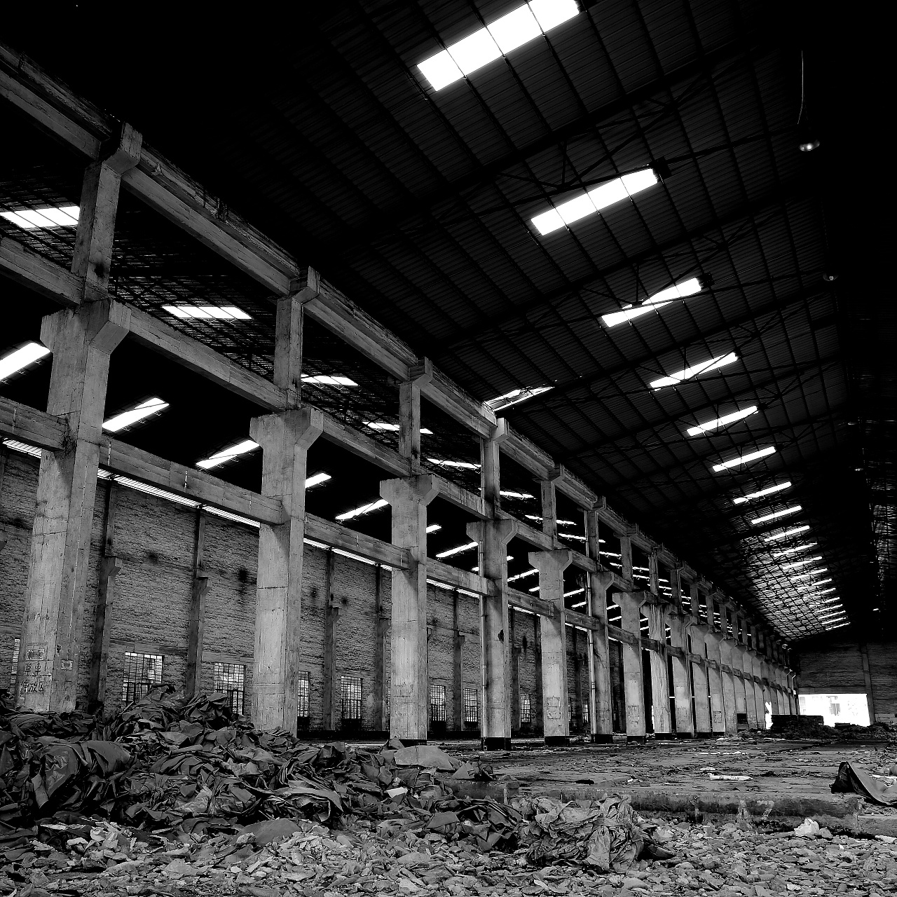 黑白摄影-建筑-废墟