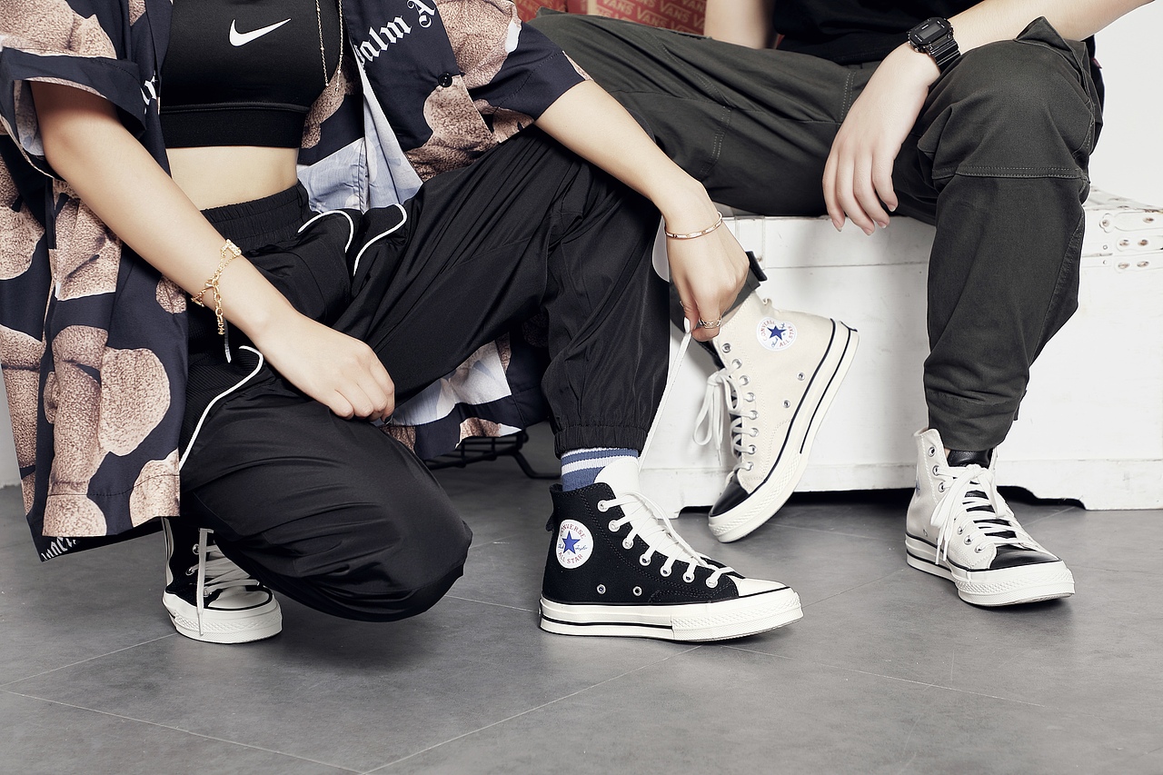 广州金也摄影公司-模特鞋子包包行李箱服装拍摄