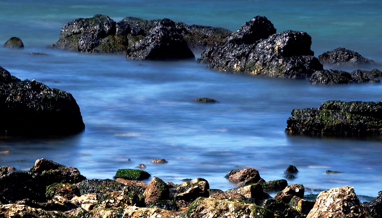 海岩之间（图ZMTEyMDcyOTYw） - 风光摄影 - 站酷设计师冰无漪原创素材 - 站酷ZCOOL