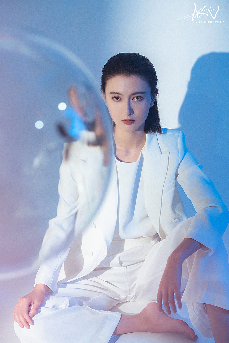 【有映画】蓝翅（图ZMjM2OTUzMzI4） - 人像摄影 - 站酷设计师游弋YOUYI原创素材 - 站酷ZCOOL