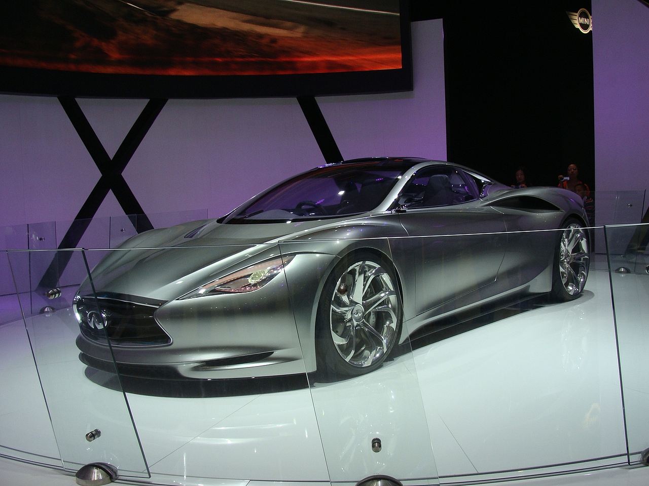 【2012北京国际汽车展】烈焰红唇、婀娜身姿、妖娆魅影（图ZNTYyODQxMg==） - 人像摄影 - 站酷设计师Hi丶滚原创素材 - 站酷ZCOOL