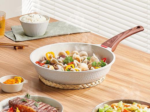 厨具摄影 | 实用之味 锤纹煎锅