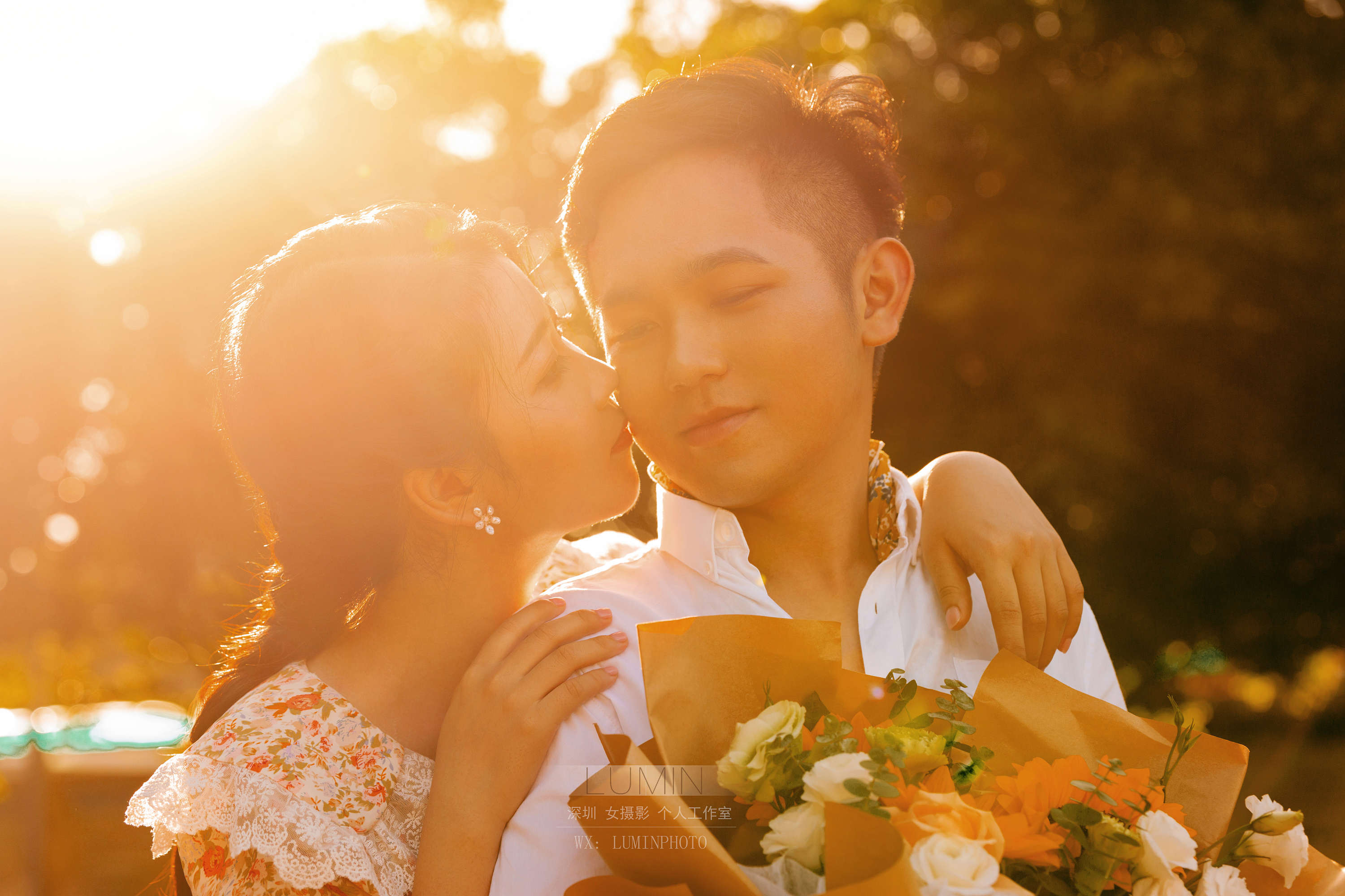 阳光下的情侣婚纱特写高清摄影大图-千库网
