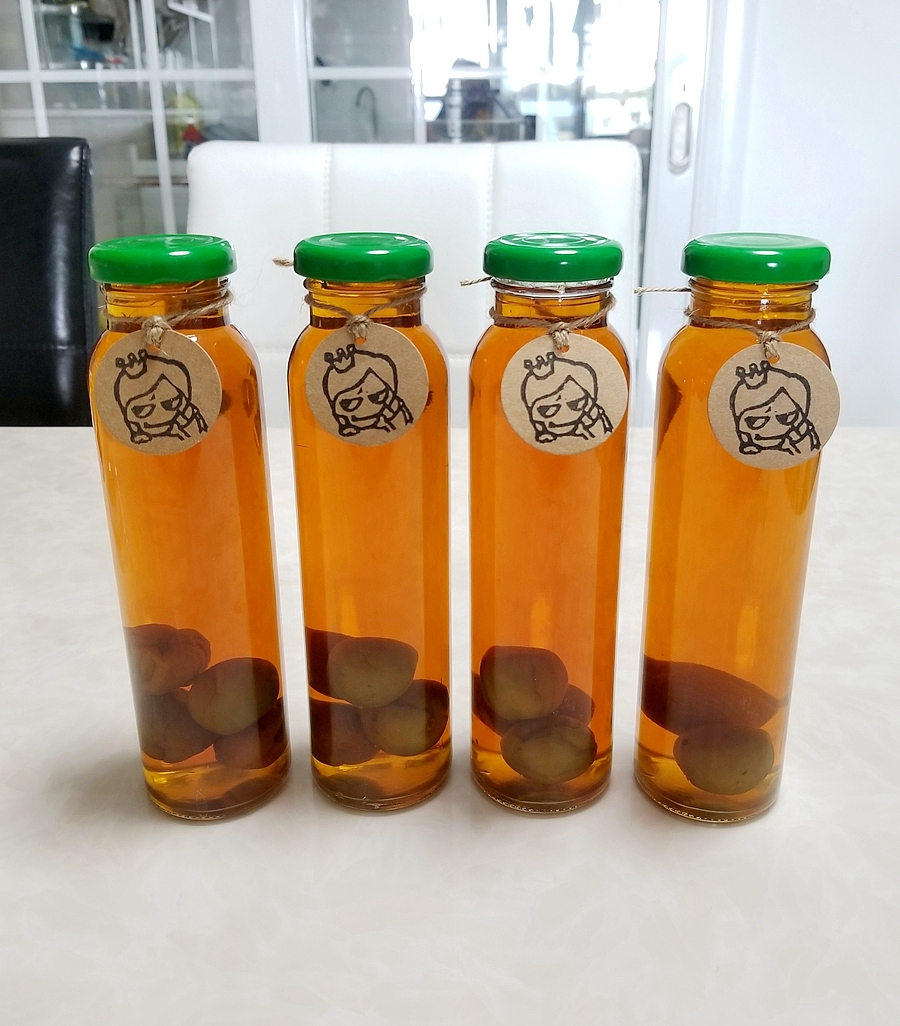 又到一年青梅时（图ZMTE1NDE1MTI4） - 艺术插画 - 站酷设计师桃几小姐姐原创素材 - 站酷ZCOOL