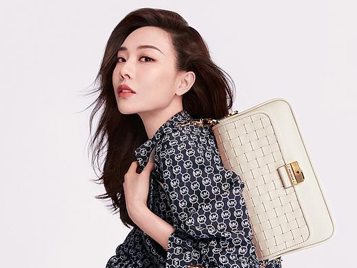 王霏霏MICHAEL KORS