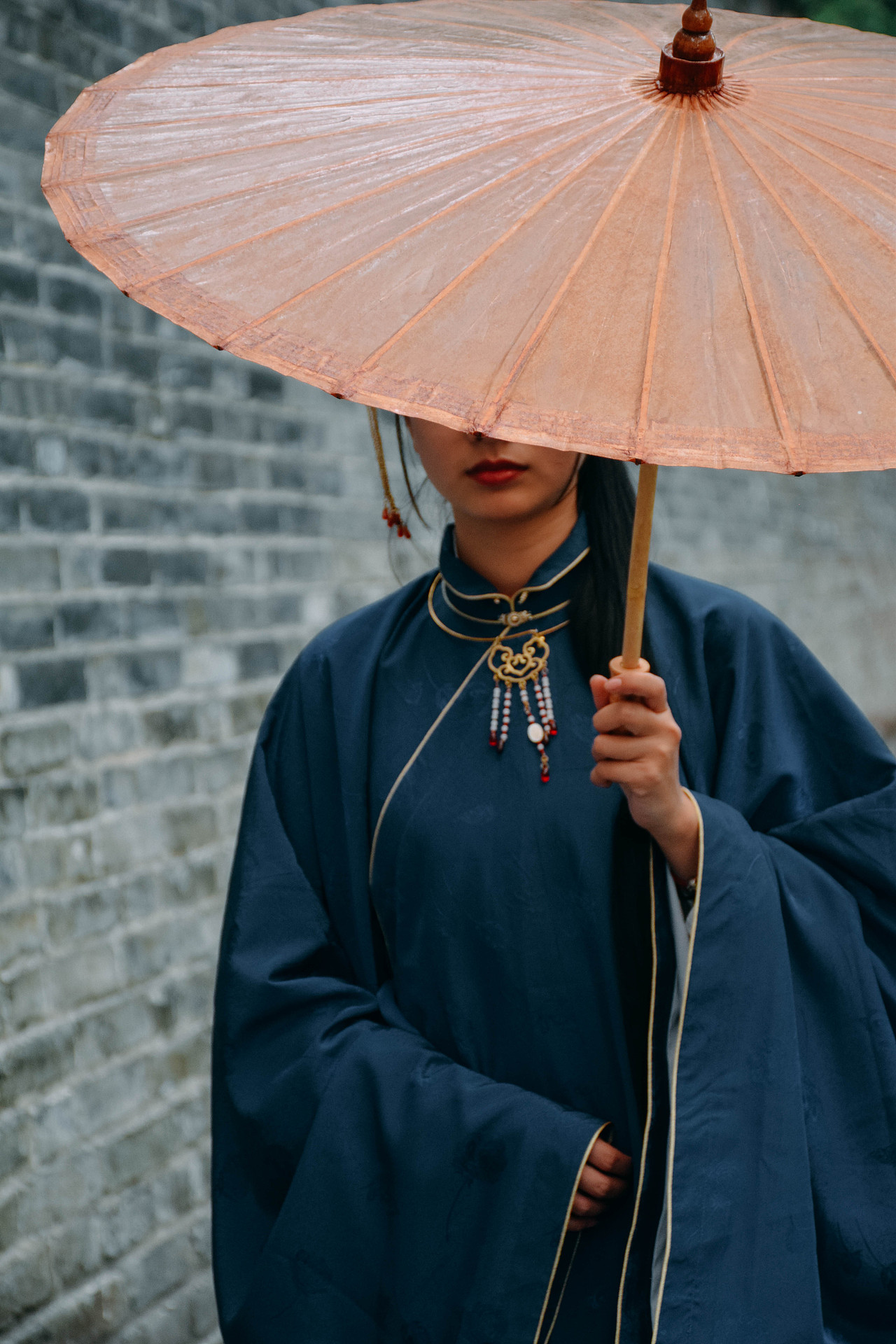 明制汉服（图ZMjAwODg2ODQw） - 人像摄影 - 站酷设计师叫我小羊兄好了原创素材 - 站酷ZCOOL