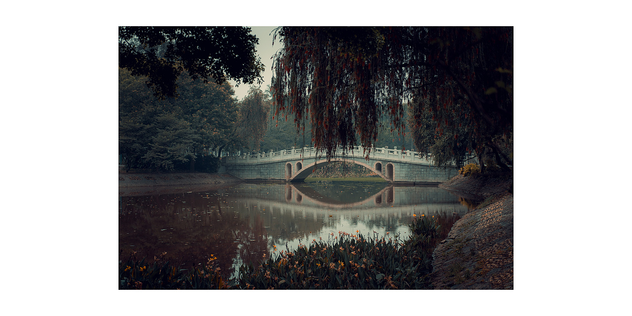 电影色调里的校园，曾经那梦回的少年。