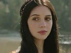 風(fēng)中的女王特美服裝盛宴