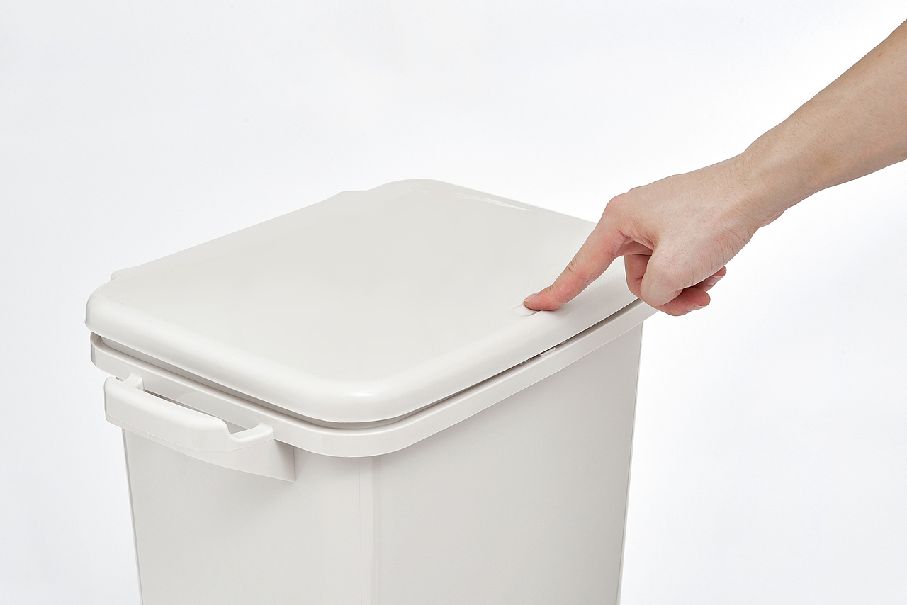 双层分类垃圾桶（图ZMTcwMTAxNDQ0） - 产品摄影 - 站酷设计师摄影师金葳原创素材 - 站酷ZCOOL