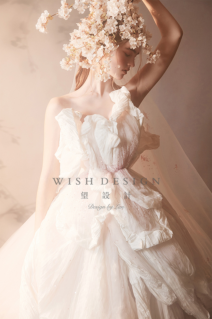 婚纱设计师兰奕2019雪与樱（图ZMTY4NDU3OTE2） - 正装/礼服 - 站酷设计师婚纱设计师兰奕原创素材 - 站酷ZCOOL