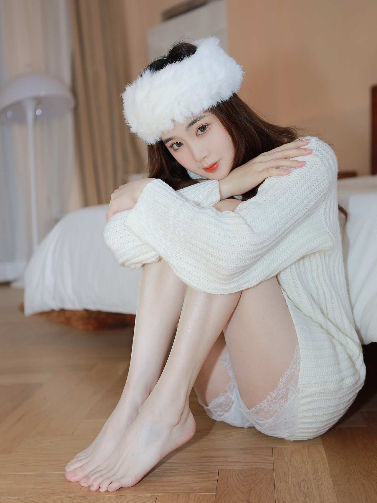 少女系清纯写真-白色毛衣系列