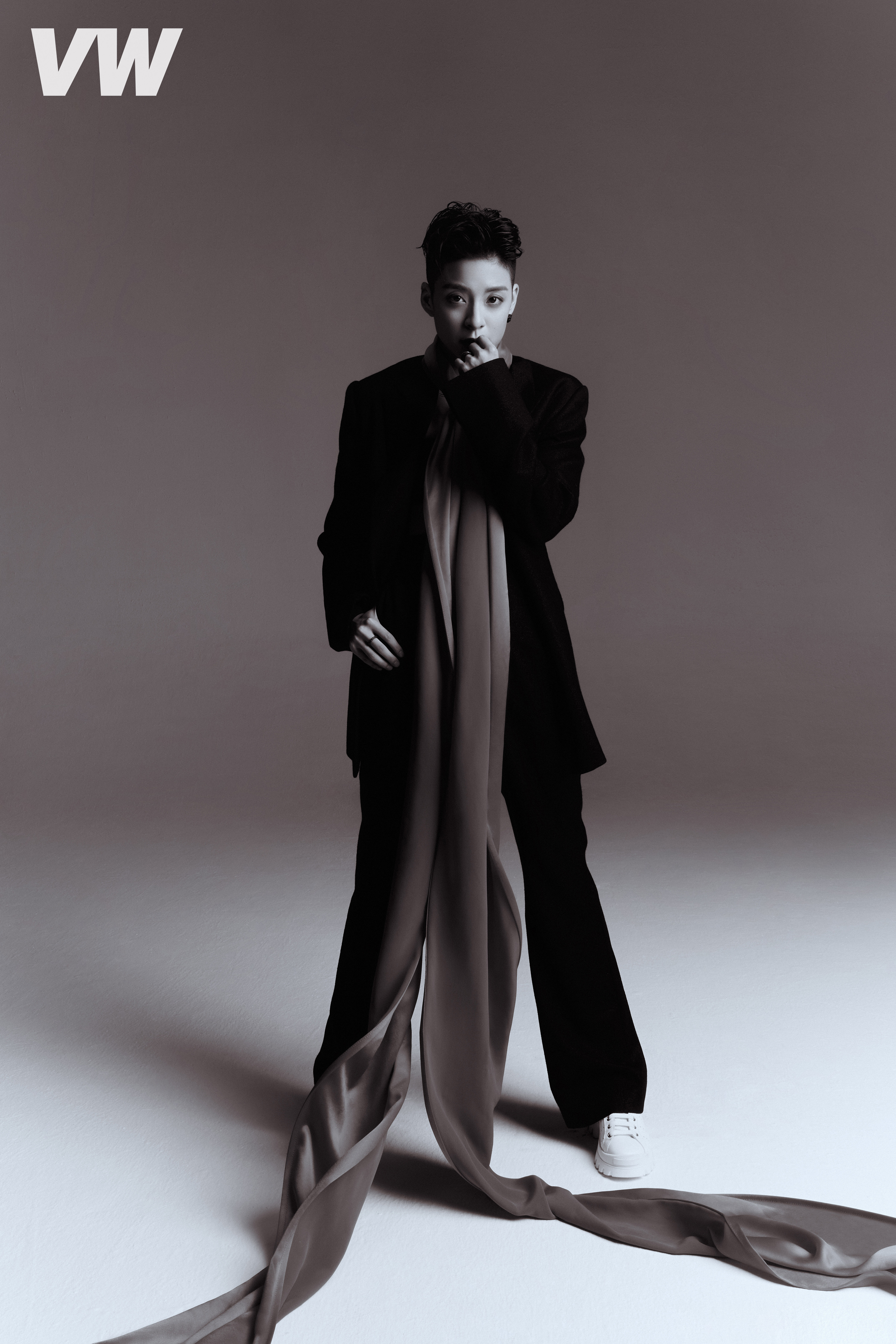 刘逸云ambervw |终于本色