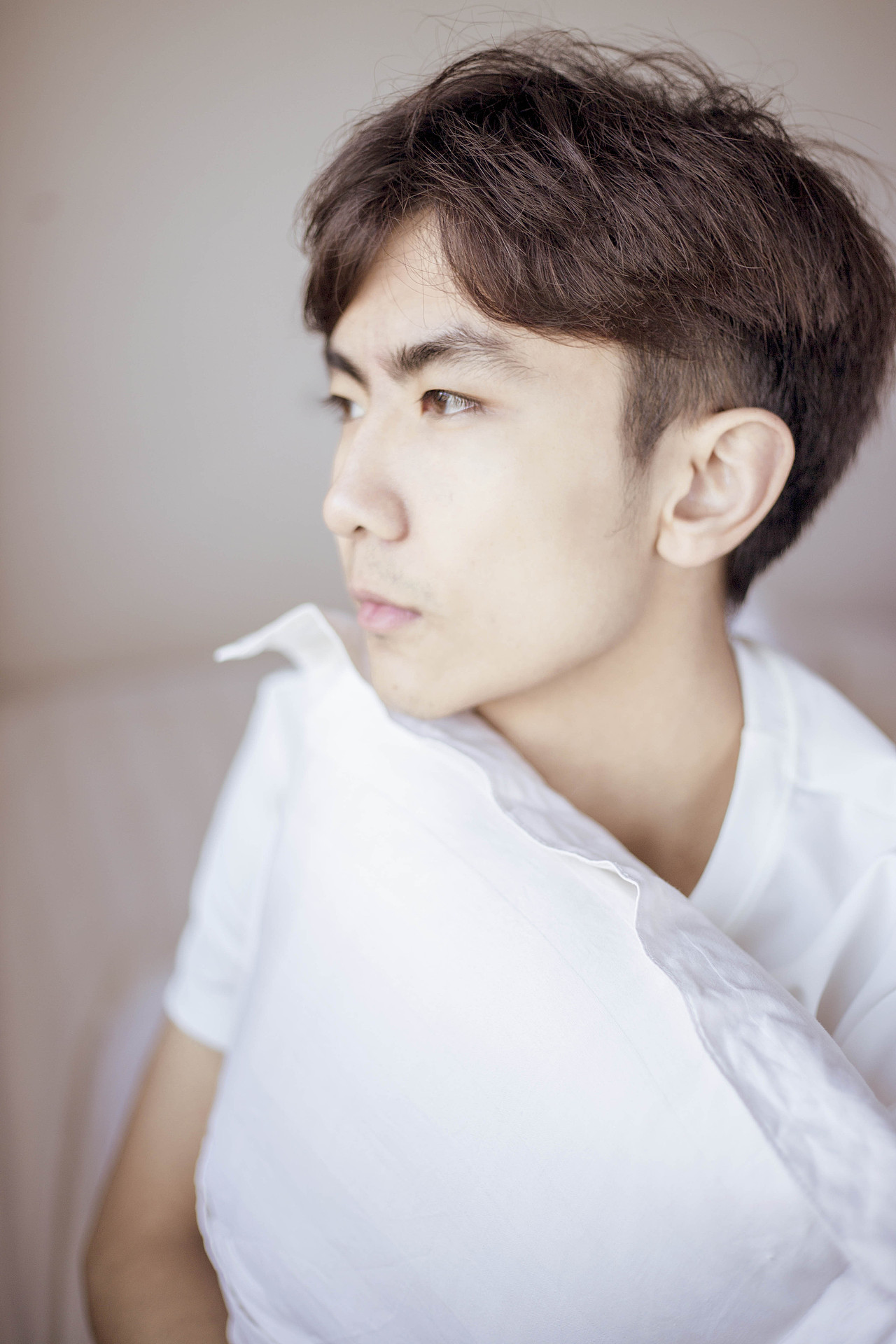 一个少年（图ZMzMwNDIxMjg=） - 人像摄影 - 站酷设计师西瓜不要太郎原创素材 - 站酷ZCOOL