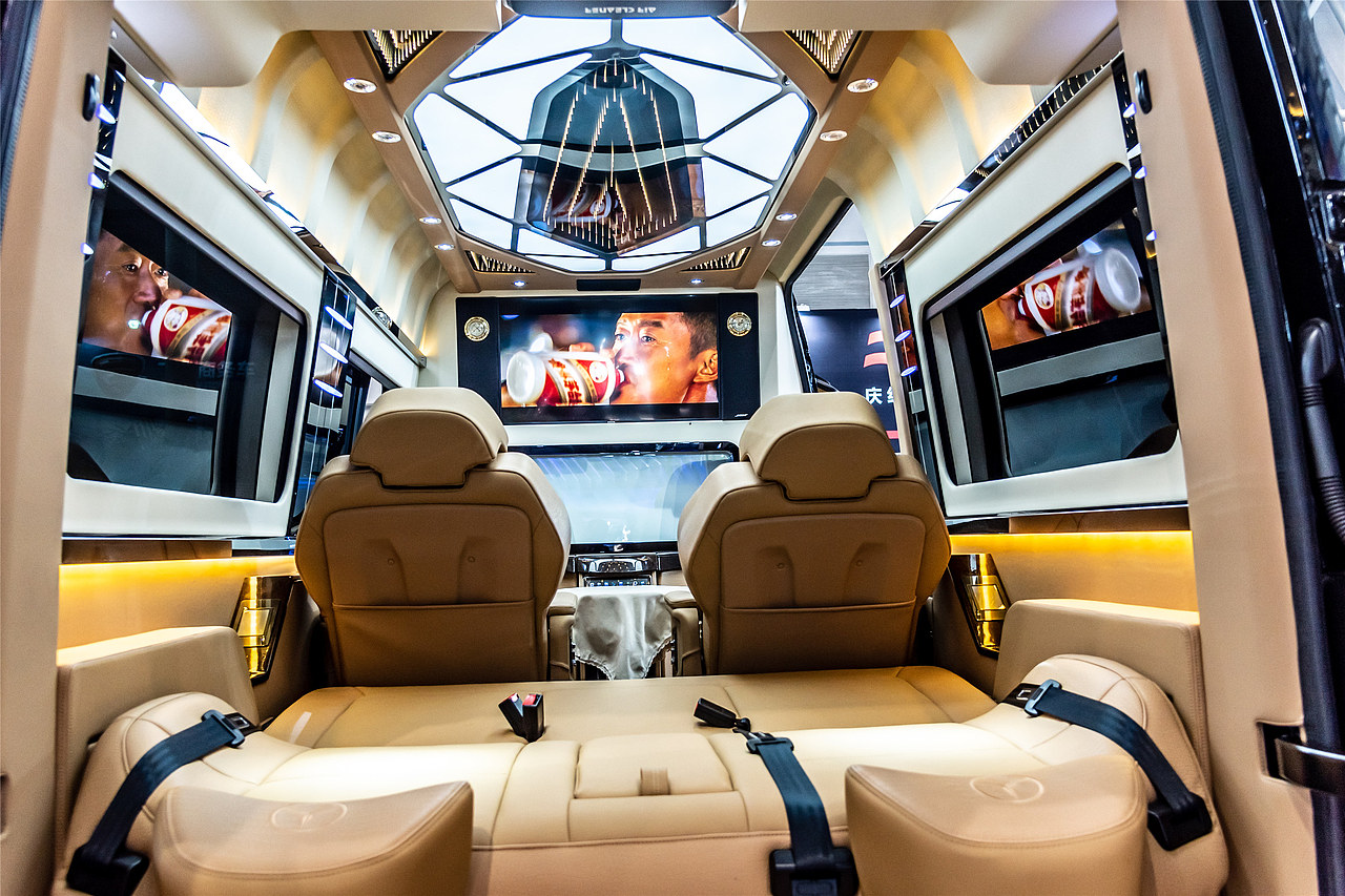 重庆车展（图ZMTM3NzQwODI4） - 产品摄影 - 站酷设计师摄影师陈沫原创素材 - 站酷ZCOOL