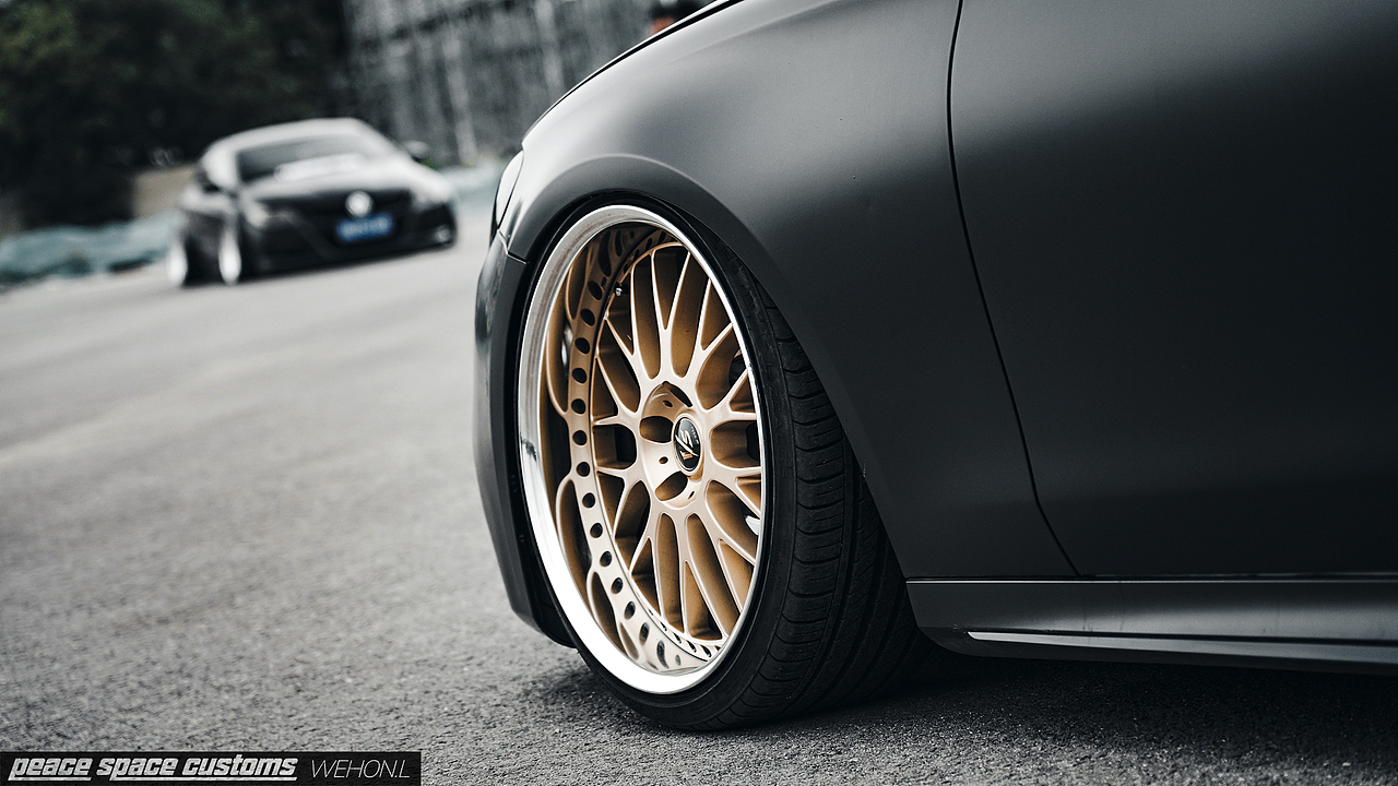 汽车摄影：奔驰E-Class & 大众CC