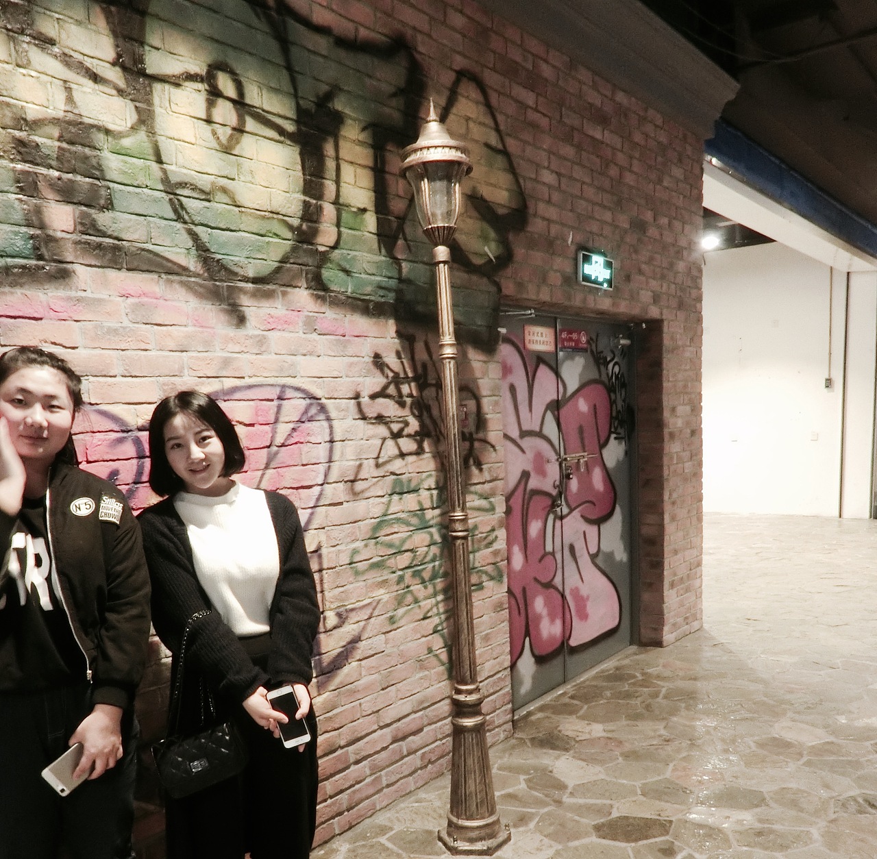 原来只有爱是不够的