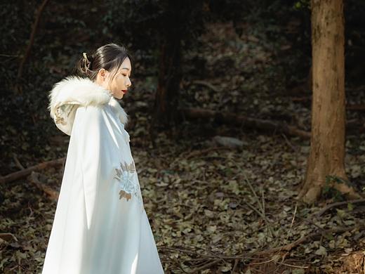人像摄影 - 冬天小树林汉服怎么拍？