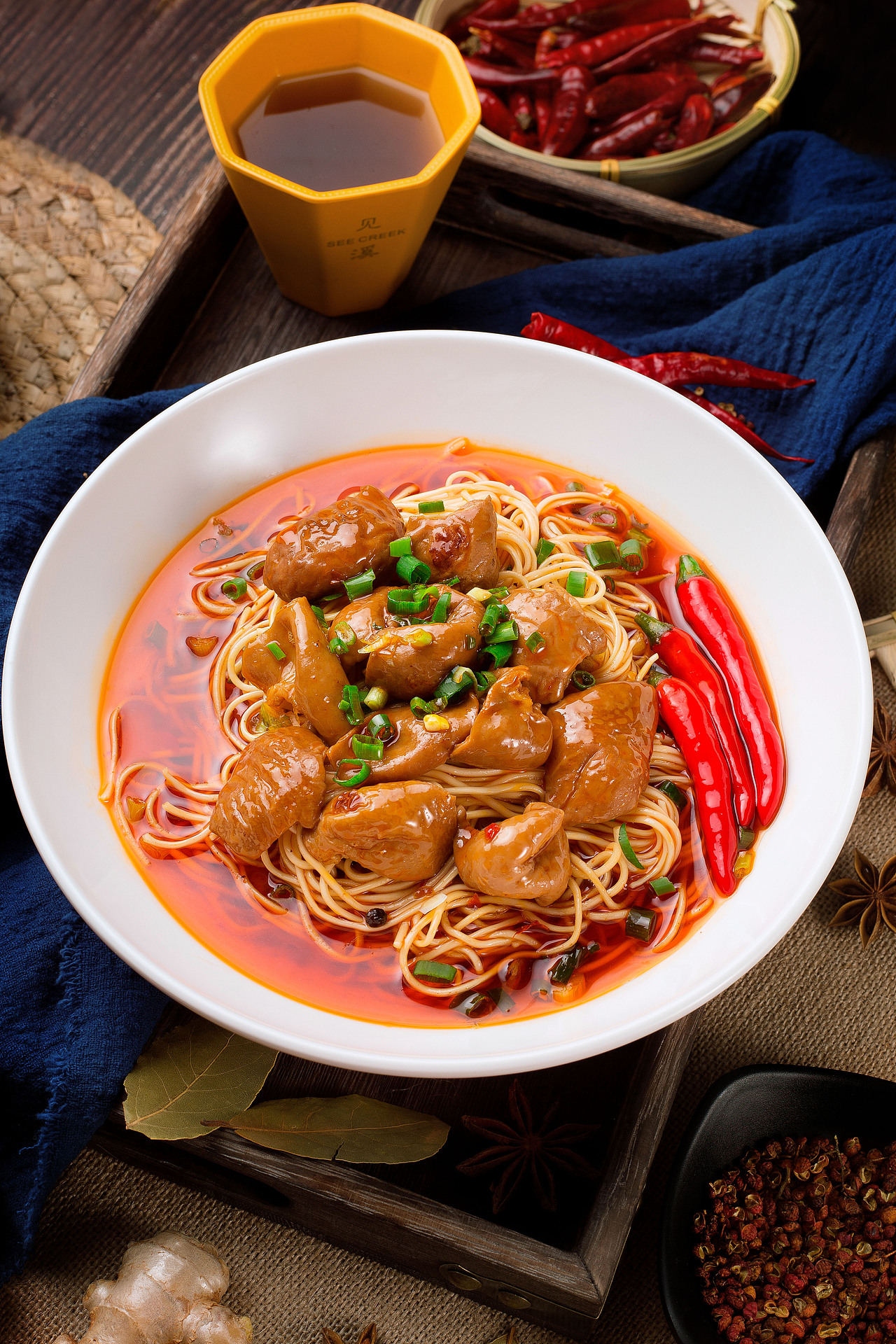 见溪小面 | 美食摄影（图ZMTU0MDgxNjc2） - 产品摄影 - 站酷设计师饺子724原创素材 - 站酷ZCOOL