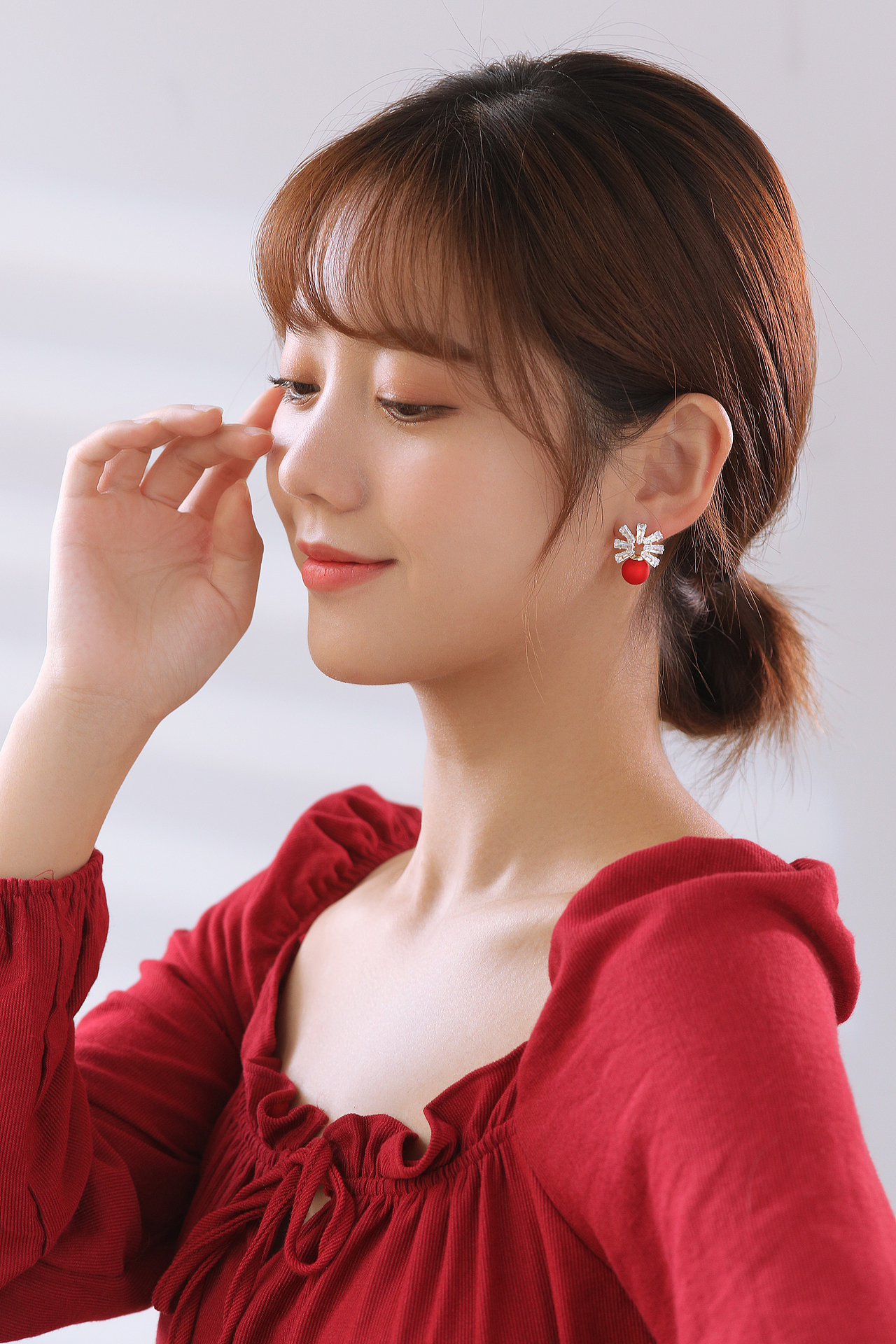 饰品模特（图ZMjI2MzEwNzY0） - 人像摄影 - 站酷设计师义乌尚意文化传媒原创素材 - 站酷ZCOOL