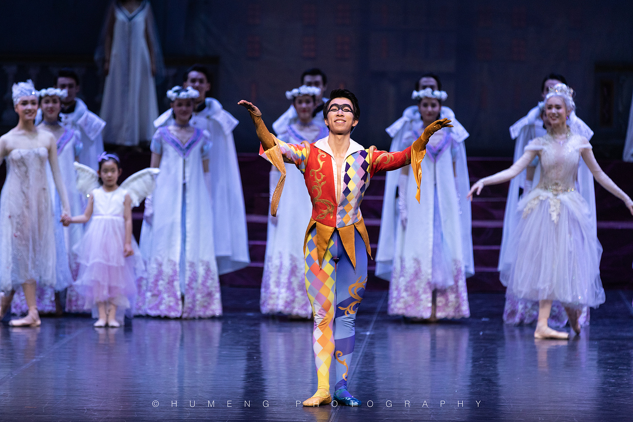 「19第32周」中央芭蕾舞团60周年gala谢幕照（图ZMTkxNTg5NTg0） - 人像摄影 - 站酷设计师胡萌原创素材 - 站酷ZCOOL