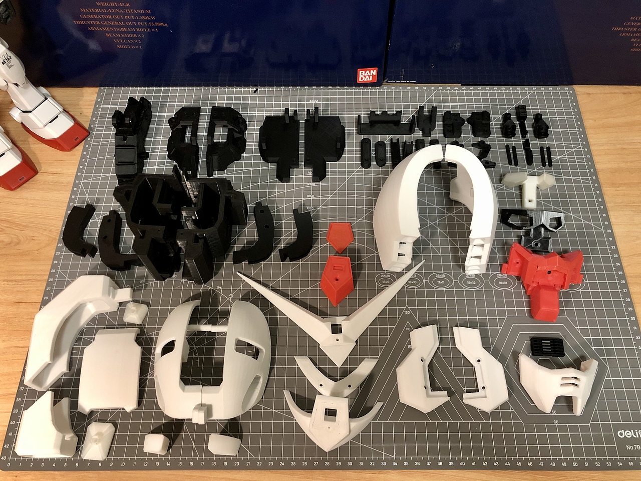 3D打印1:15元祖高達(dá)頭像(含內(nèi)構(gòu))（圖ZMjA5MDk3NTY4） - 玩具 - 站酷設(shè)計(jì)師黑胡子原創(chuàng)素材 - 站酷ZCOOL