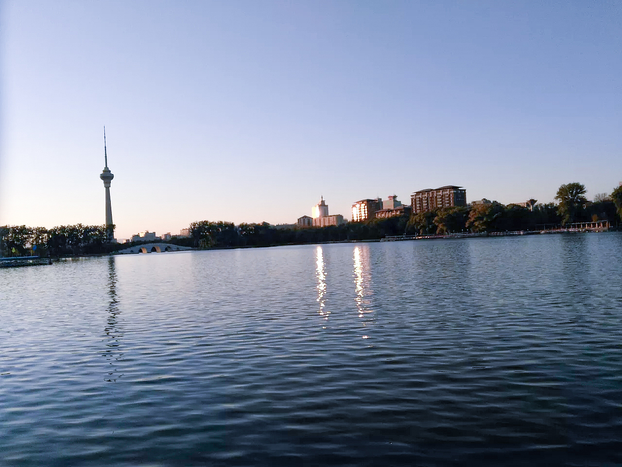 玉渊潭（图ZMTEyOTQ1Nzk2） - 风光摄影 - 站酷设计师银灵子123原创素材 - 站酷ZCOOL