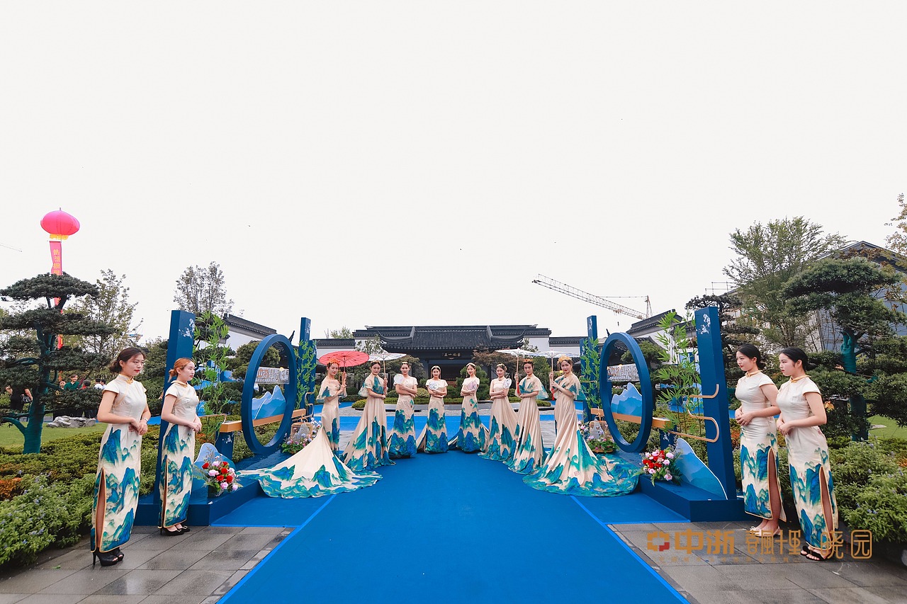 房地产开盘Model秀（图ZMjIwNDUyNzIw） - 人像摄影 - 站酷设计师青春摄绘原创素材 - 站酷ZCOOL