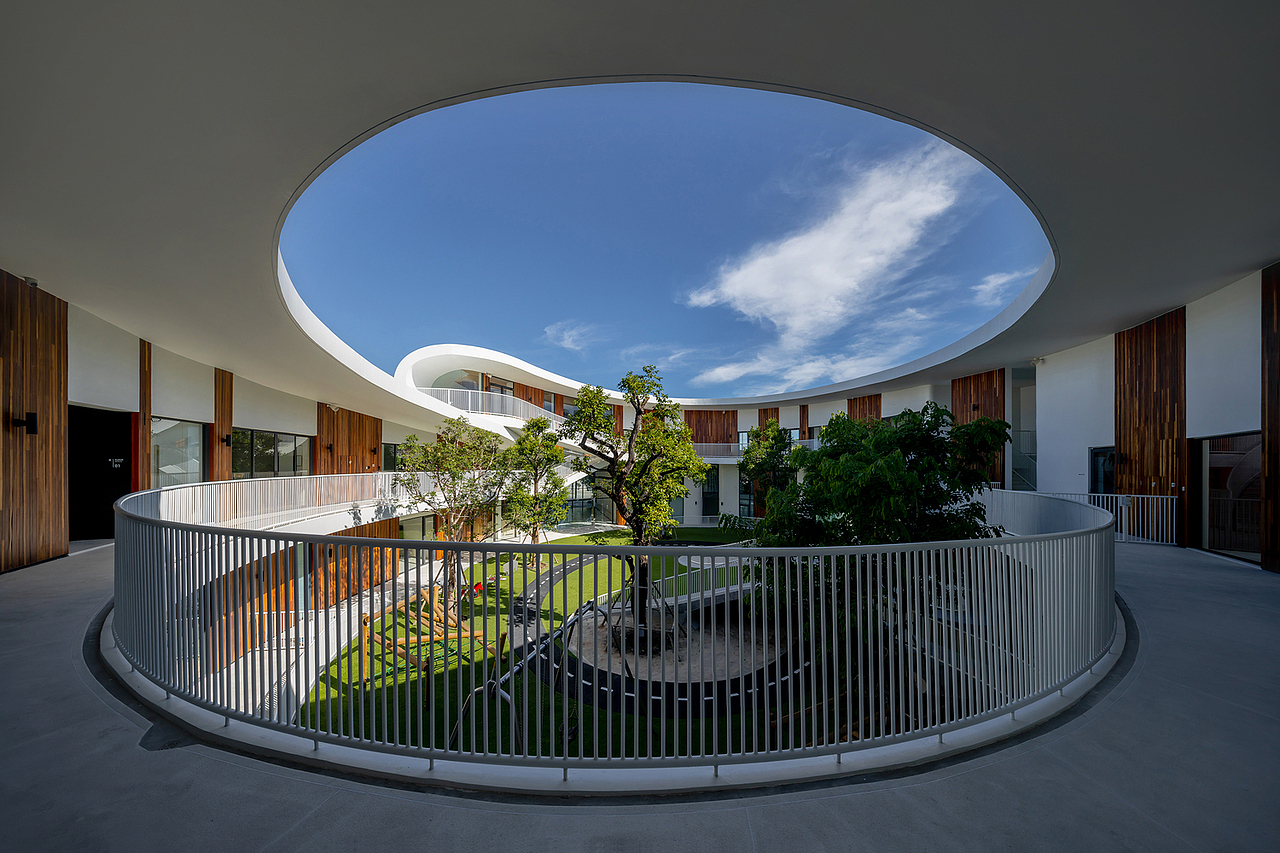 幼儿园设计丨曼谷肯辛顿学习空间 / Plan Architect