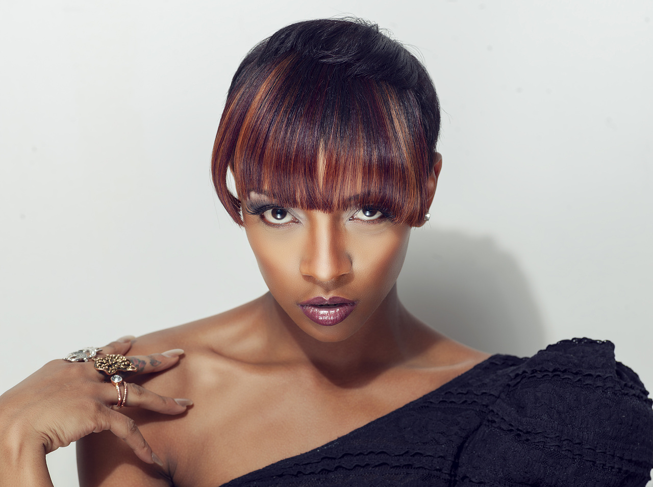 人像后期精修（图ZMTc4NDU4NDU2） - 修图/后期 - 站酷设计师损落的石头原创素材 - 站酷ZCOOL