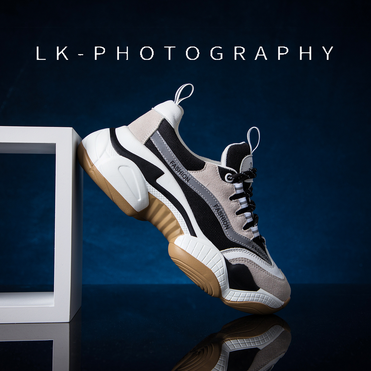 运动鞋主图-Lk视觉（图ZMTc1NDEzNjU2） - 产品摄影 - 站酷设计师加伊xc原创素材 - 站酷ZCOOL