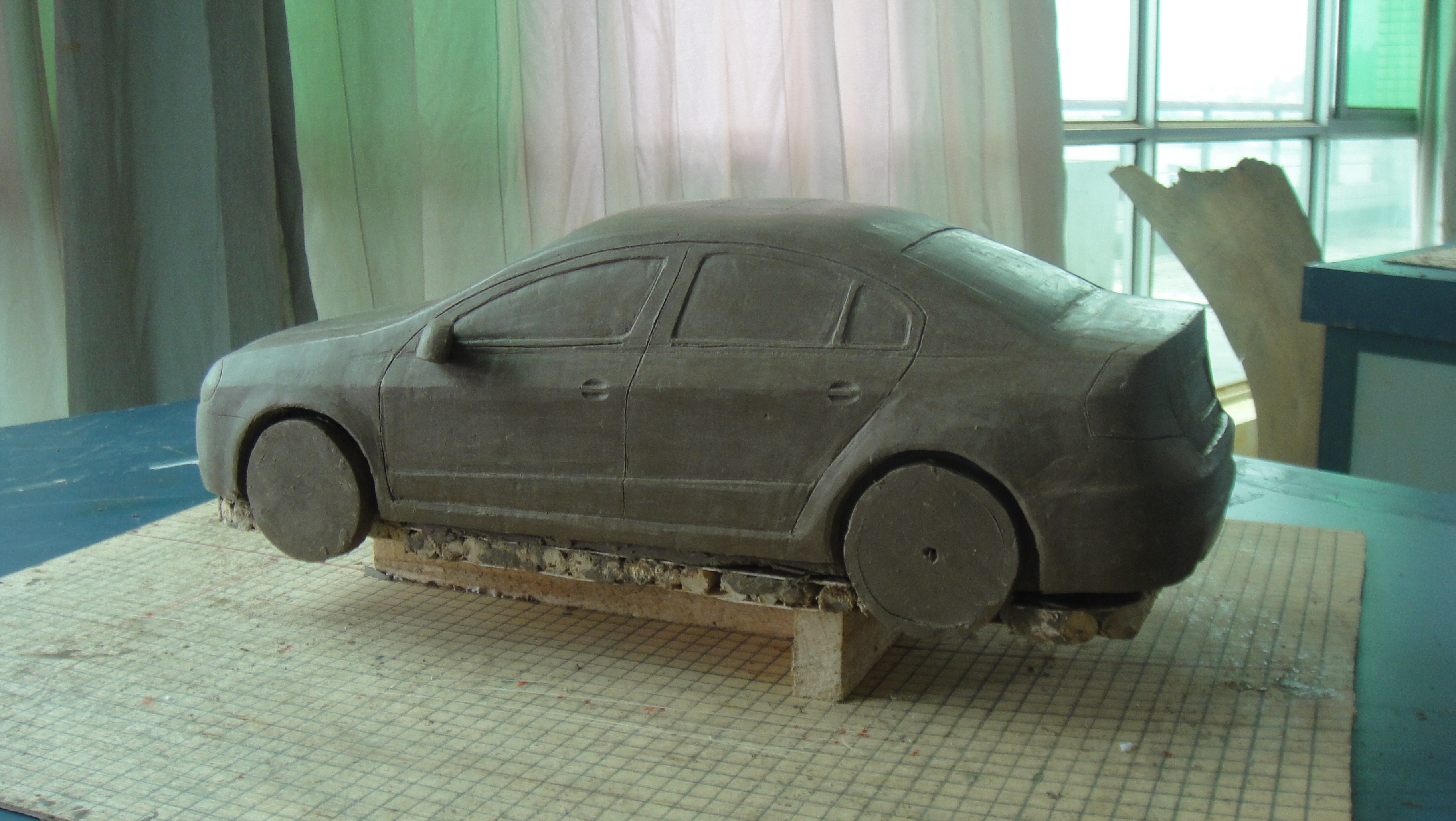 初次玩油泥做汽车模型|工业/产品|交通工具|dlyu - 原创作品 - 站酷