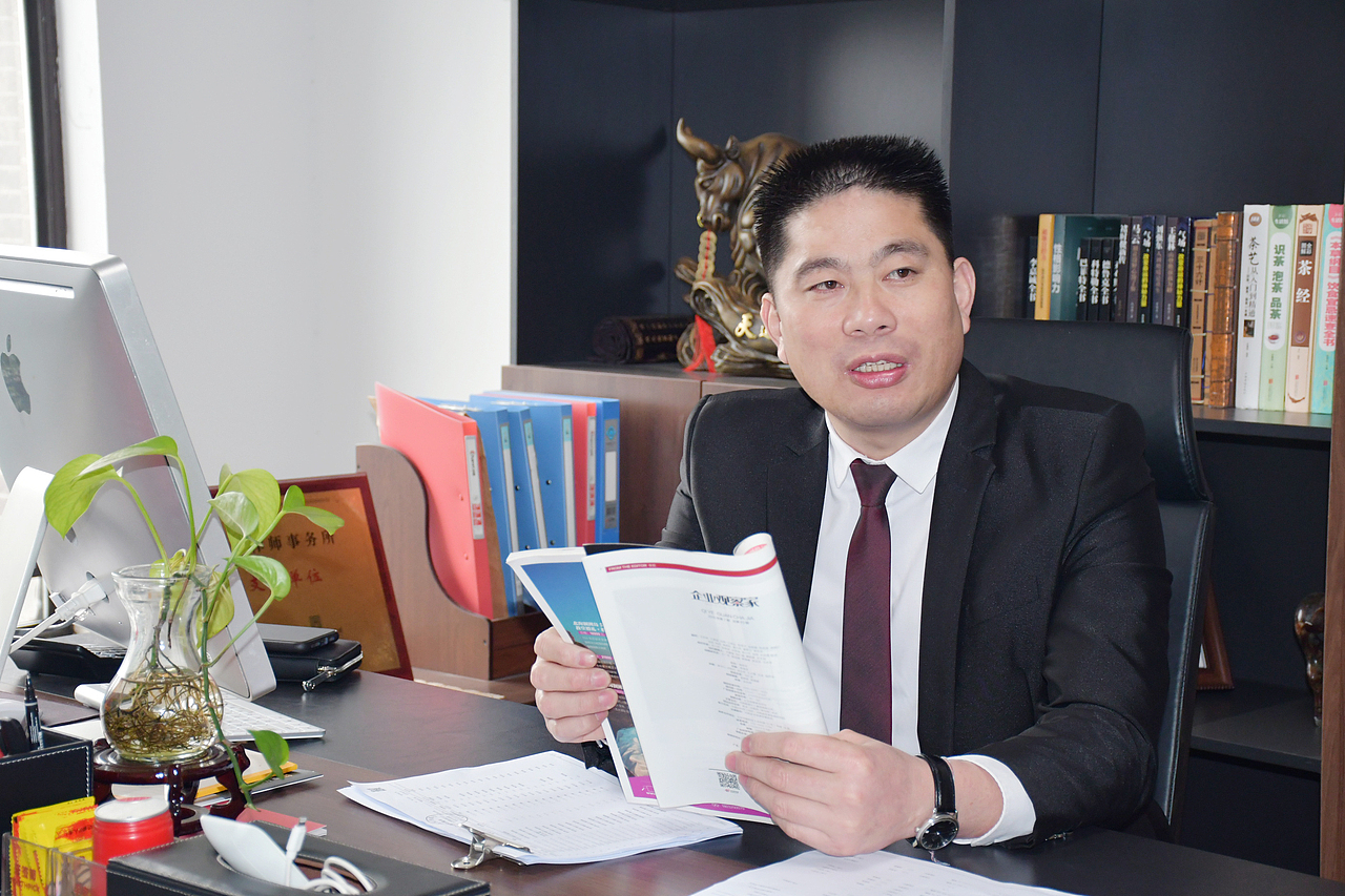 陈老汉出品 | 大成商学院品牌LOGO视觉体系制造