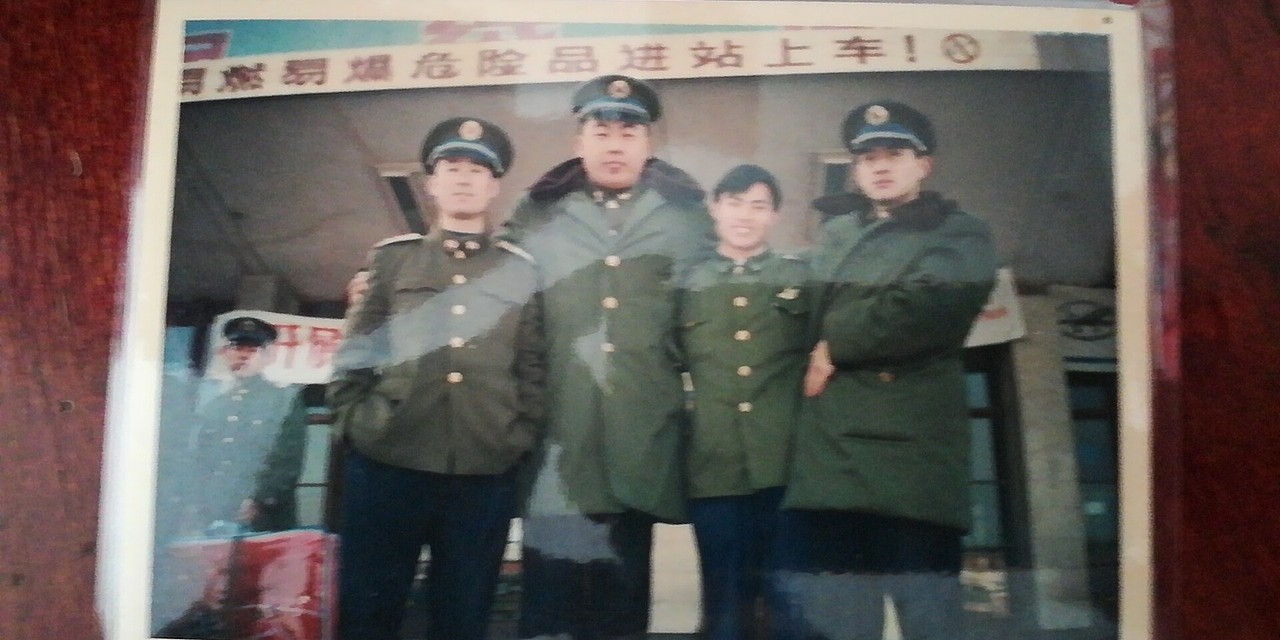 成雄海餐饮旗下阿味大虾火锅连锁品牌图库 - 设计网