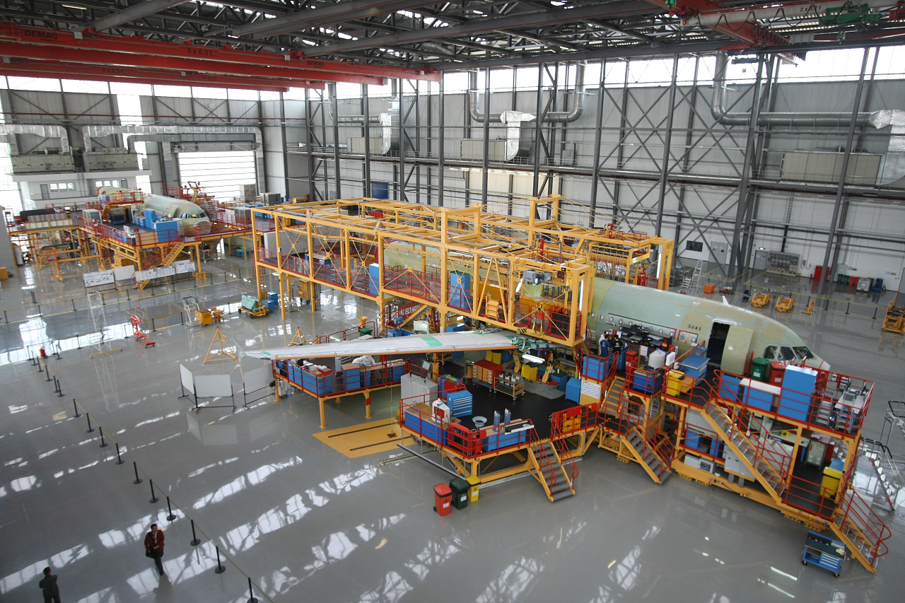 带你走进中国的空客a320组装厂房