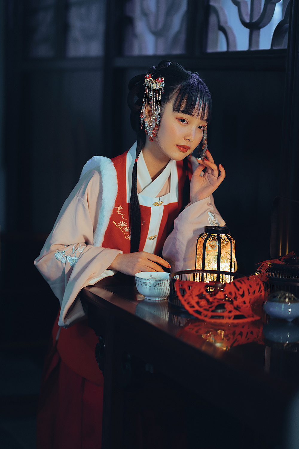 辞岁（图ZMTkxOTM3MzA4） - 人像摄影 - 站酷设计师荒桥原创素材 - 站酷ZCOOL