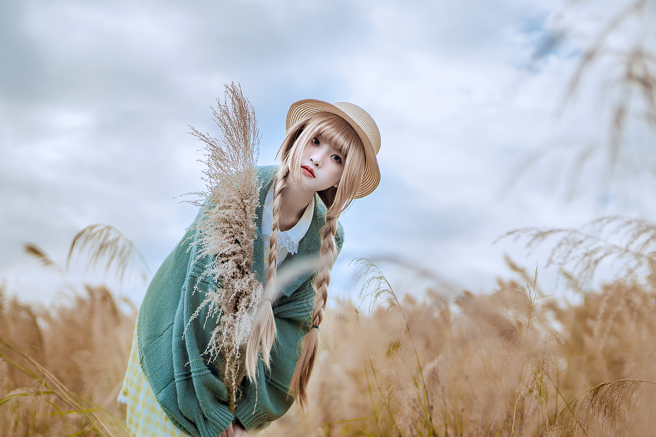 芦苇荡（图ZMTkzMTU4NTQ0） - 人像摄影 - 站酷设计师白日梦大熊菌原创素材 - 站酷ZCOOL