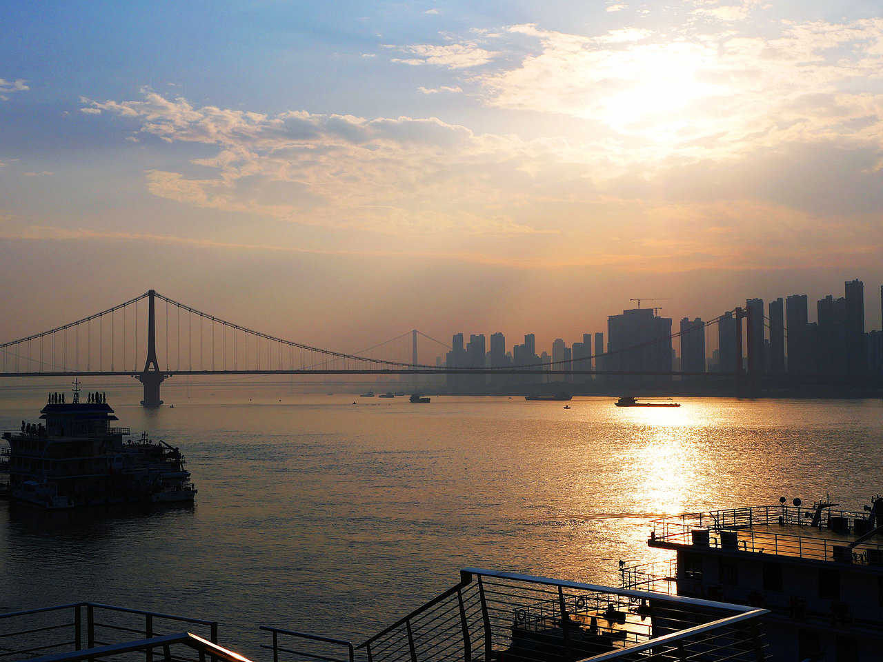 长江·武汉段（图ZMjc5NjE0NzEy） - 人文/纪实摄影 - 站酷设计师LangstonSu原创素材 - 站酷ZCOOL