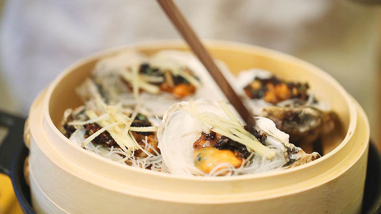 味蕾时光 第三集 蒜蓉粉丝蒸生蚝