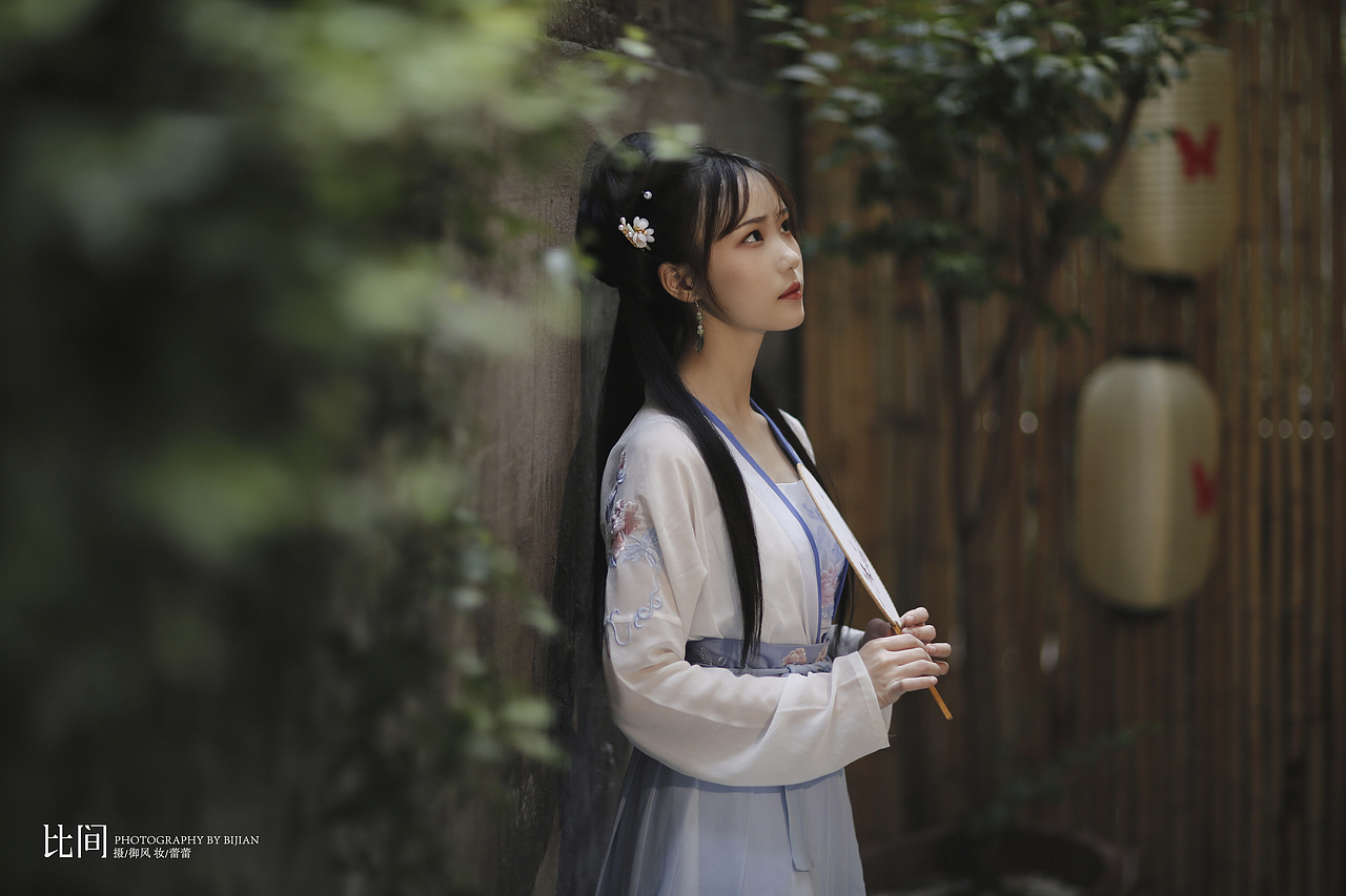 汉服小姐姐（图ZMjA1OTgwNzY0） - 人像摄影 - 站酷设计师比间绘影原创素材 - 站酷ZCOOL